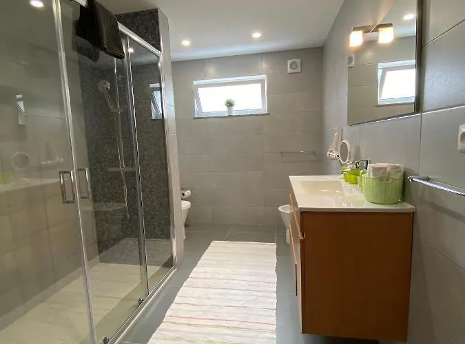 Cantinho T2 Apartament *